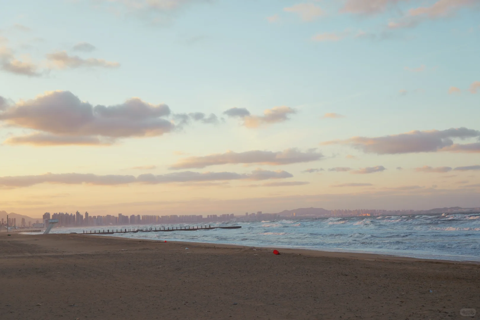 第二次来烟台，被金沙滩的落日美哭了