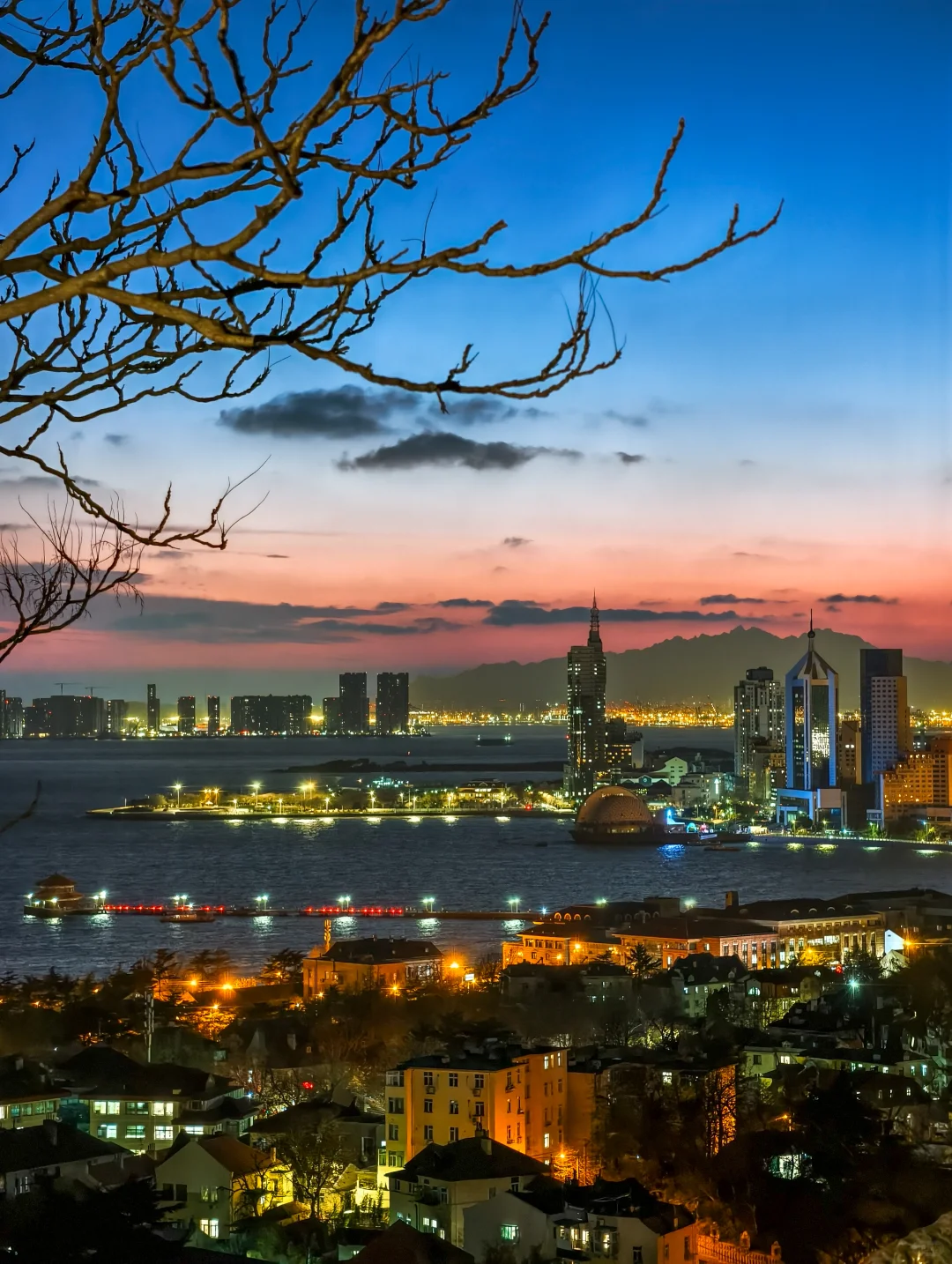 青岛12.18实况！被信号山的蓝调时刻惊艳