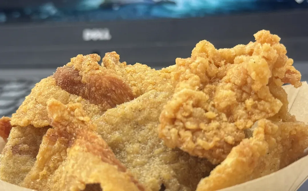 谁能帮我从青岛带一份这个！！！