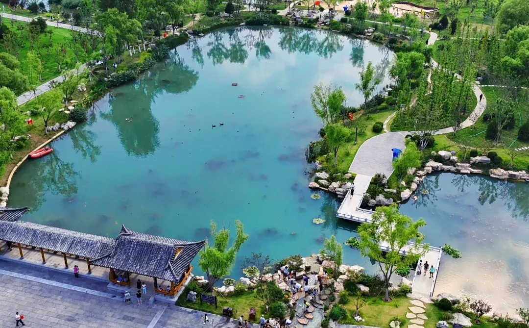 ⛲️济南“白泉”也太美了吧｜失而复得的泉水