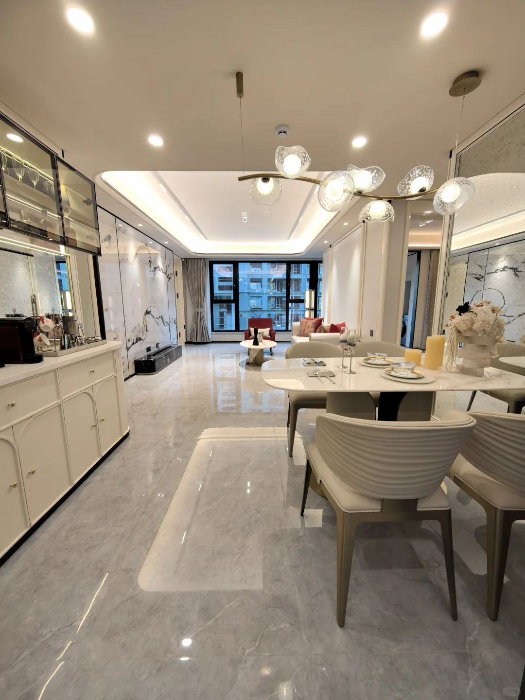 感谢🙏济南房价，230w买经十路140平四居