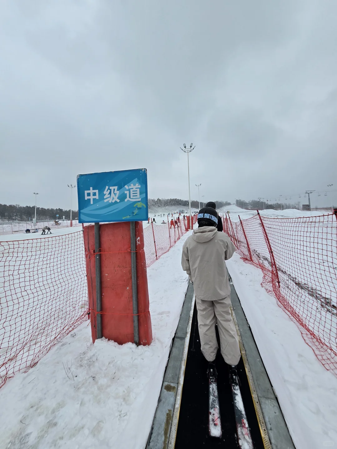 藏马山滑雪场开门第一天体验