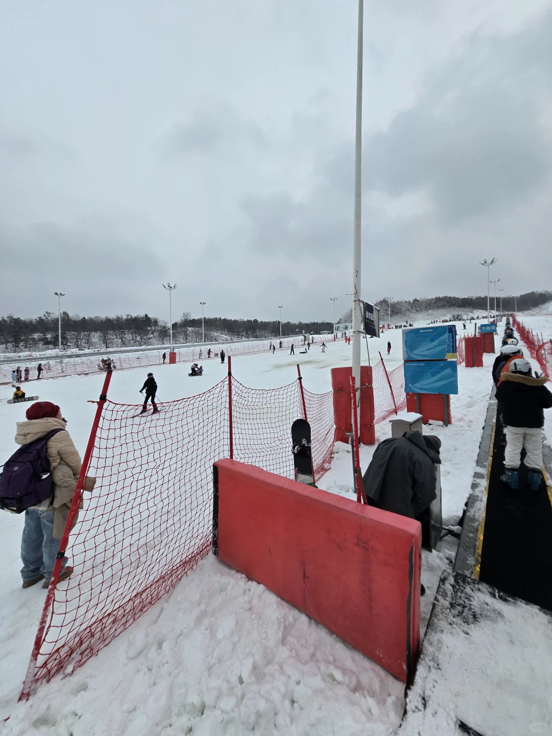 藏马山滑雪场开门第一天体验