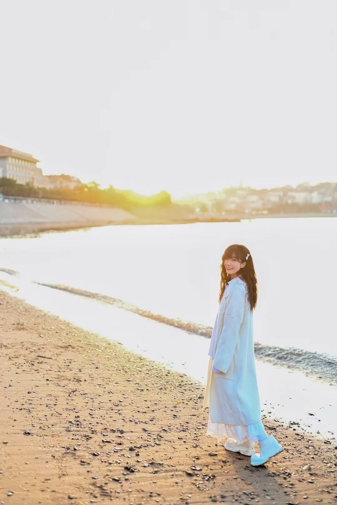 青岛跟拍❗️这女摄影师也太会拍了吧‼️