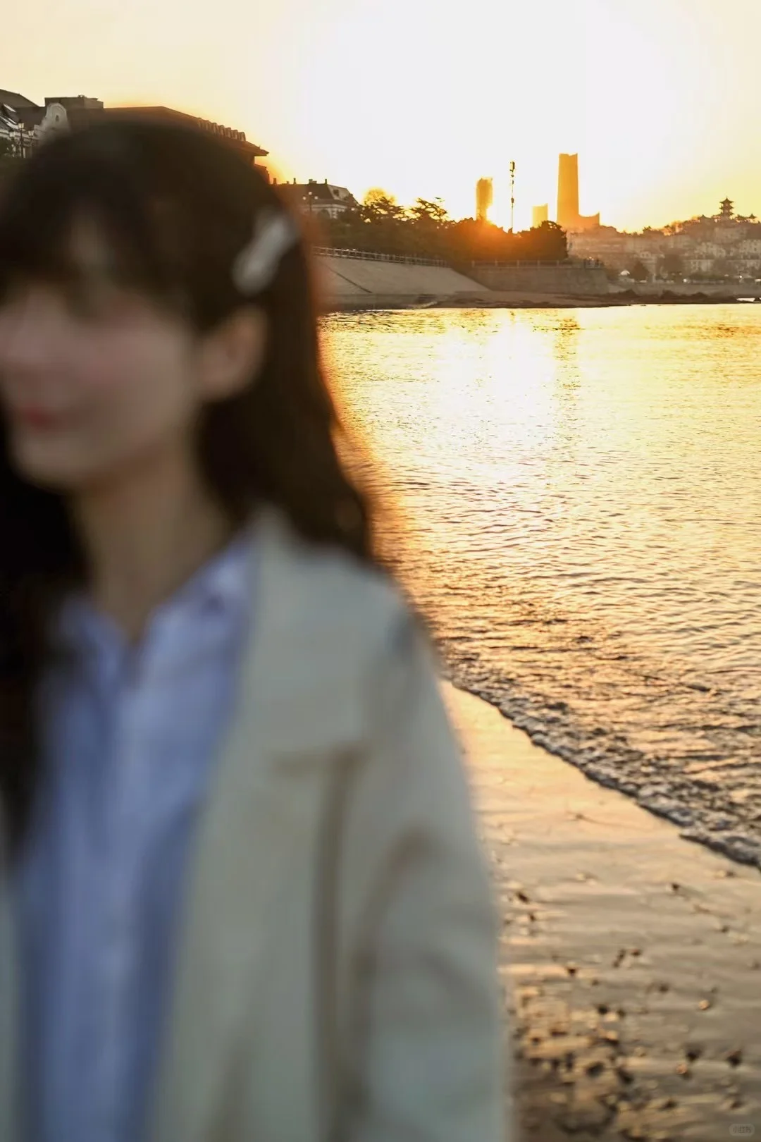 青岛跟拍❗️这女摄影师也太会拍了吧‼️