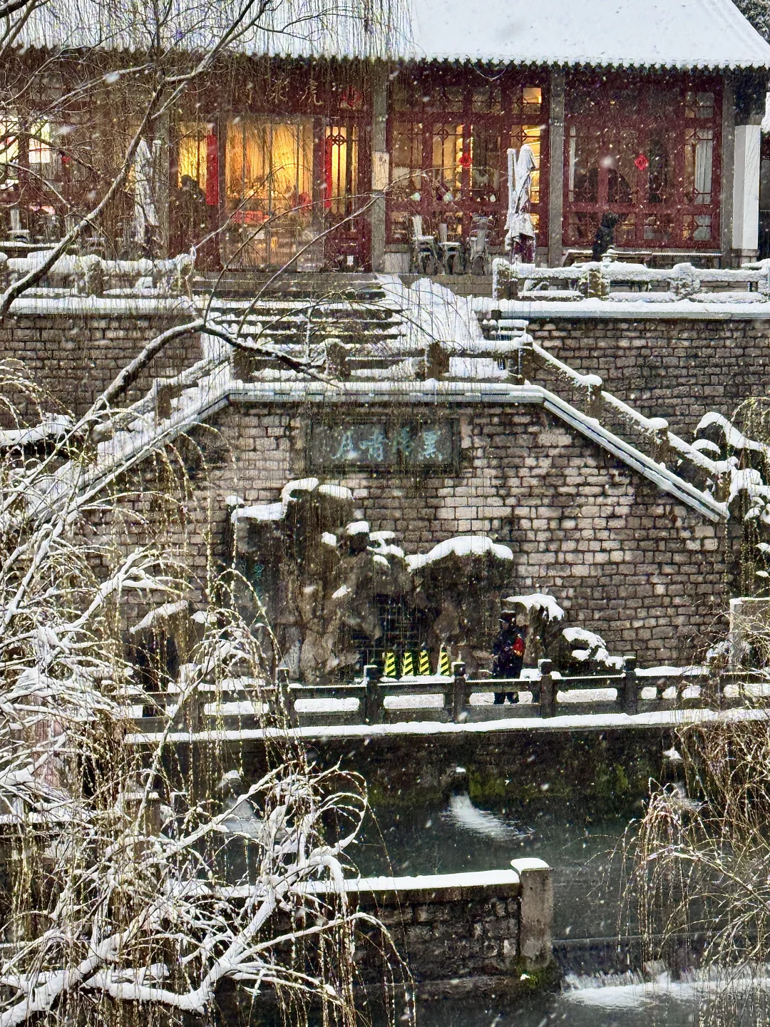 12.13实况！暴雪中的济南杀疯了！美哭😭😭😭