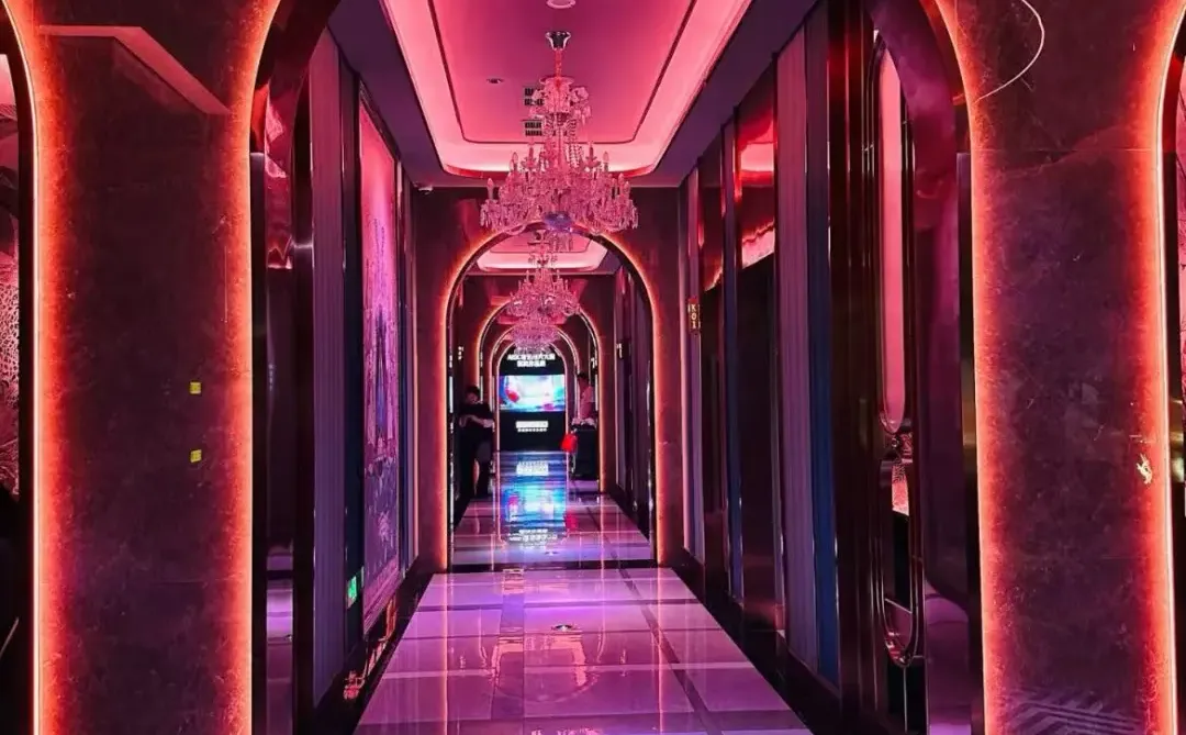 济南圣诞🎄不要再出去挨冻啦！来这里