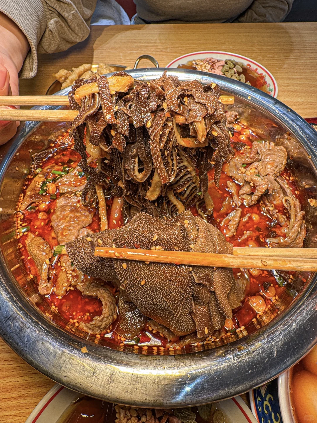 参见…太原柳巷！！成都冒菜大大大王！！