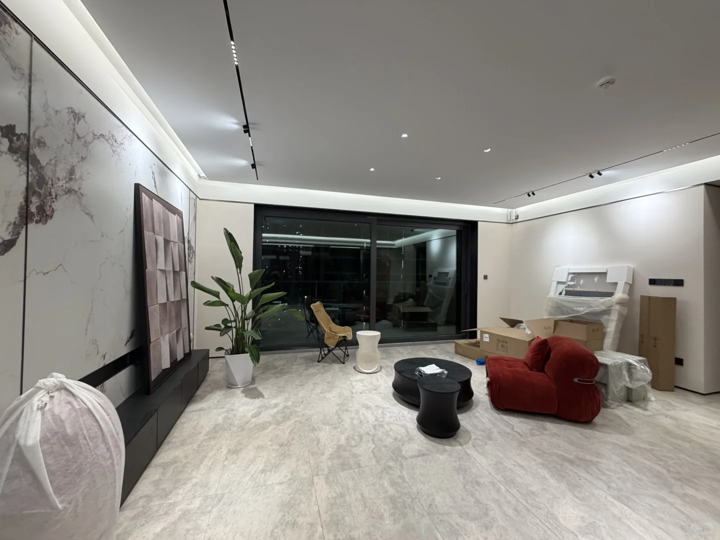 在太原滨河润府租套小姐姐都喜欢落地窗豪宅