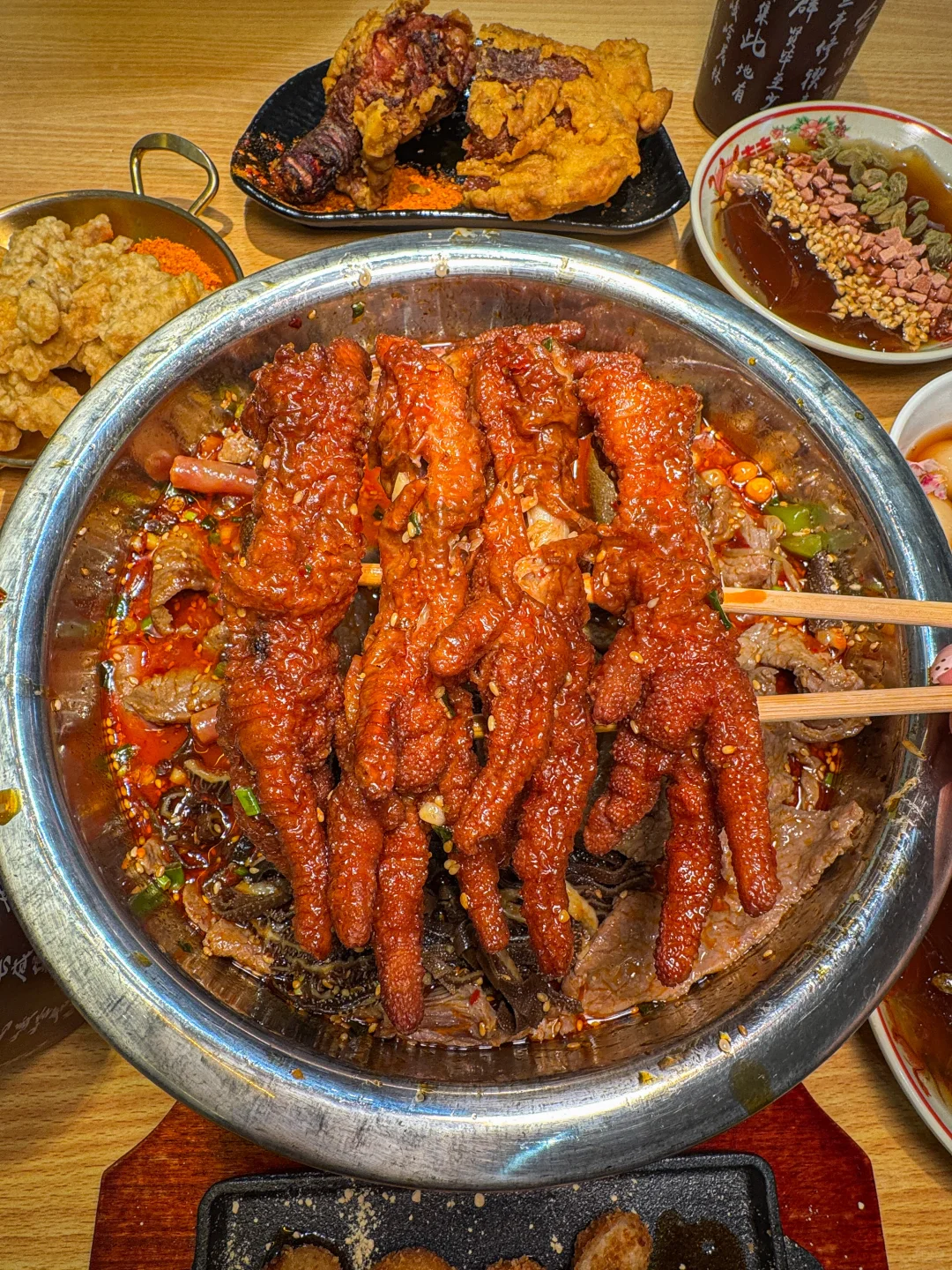 参见…太原柳巷！！成都冒菜大大大王！！