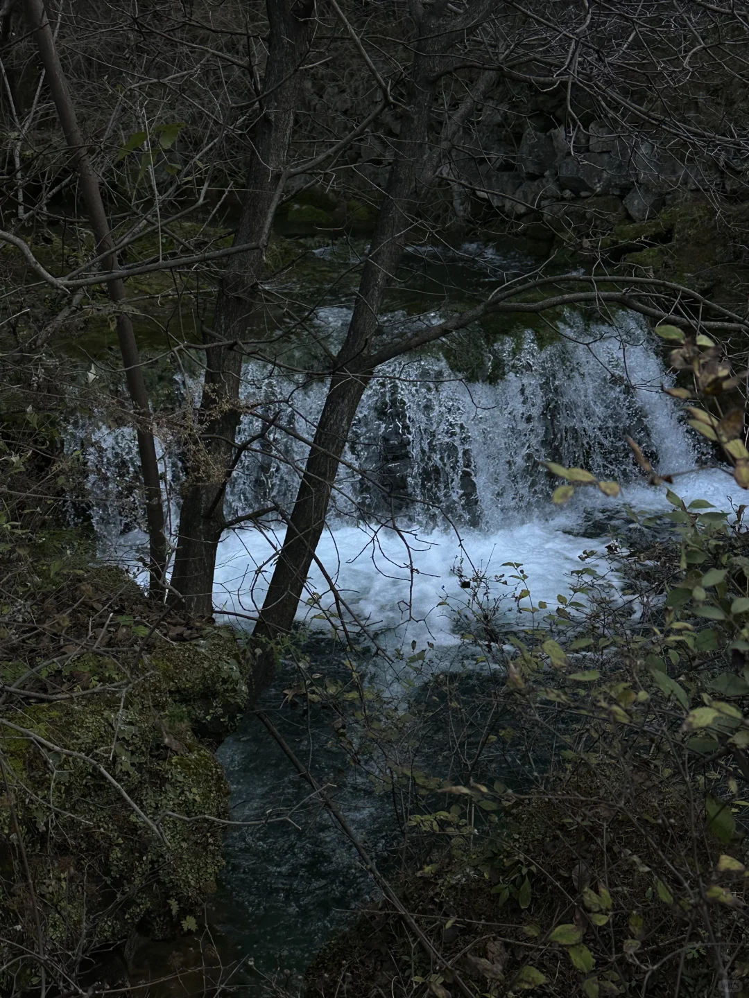 长治私藏秘境‼️停运景区里的天然瀑布小溪⛰️