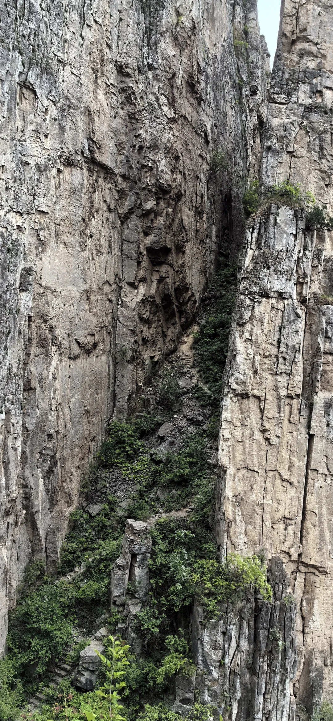 长治壶关太行猫路~天生桥~万佛寺~瑛姑峡