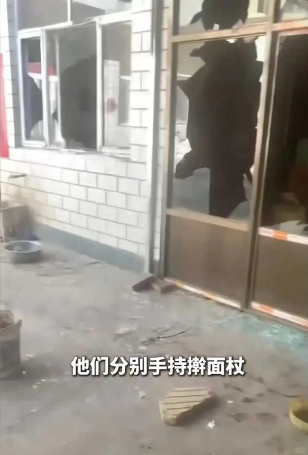 老公被捅这么多下,对方还成正当防卫!