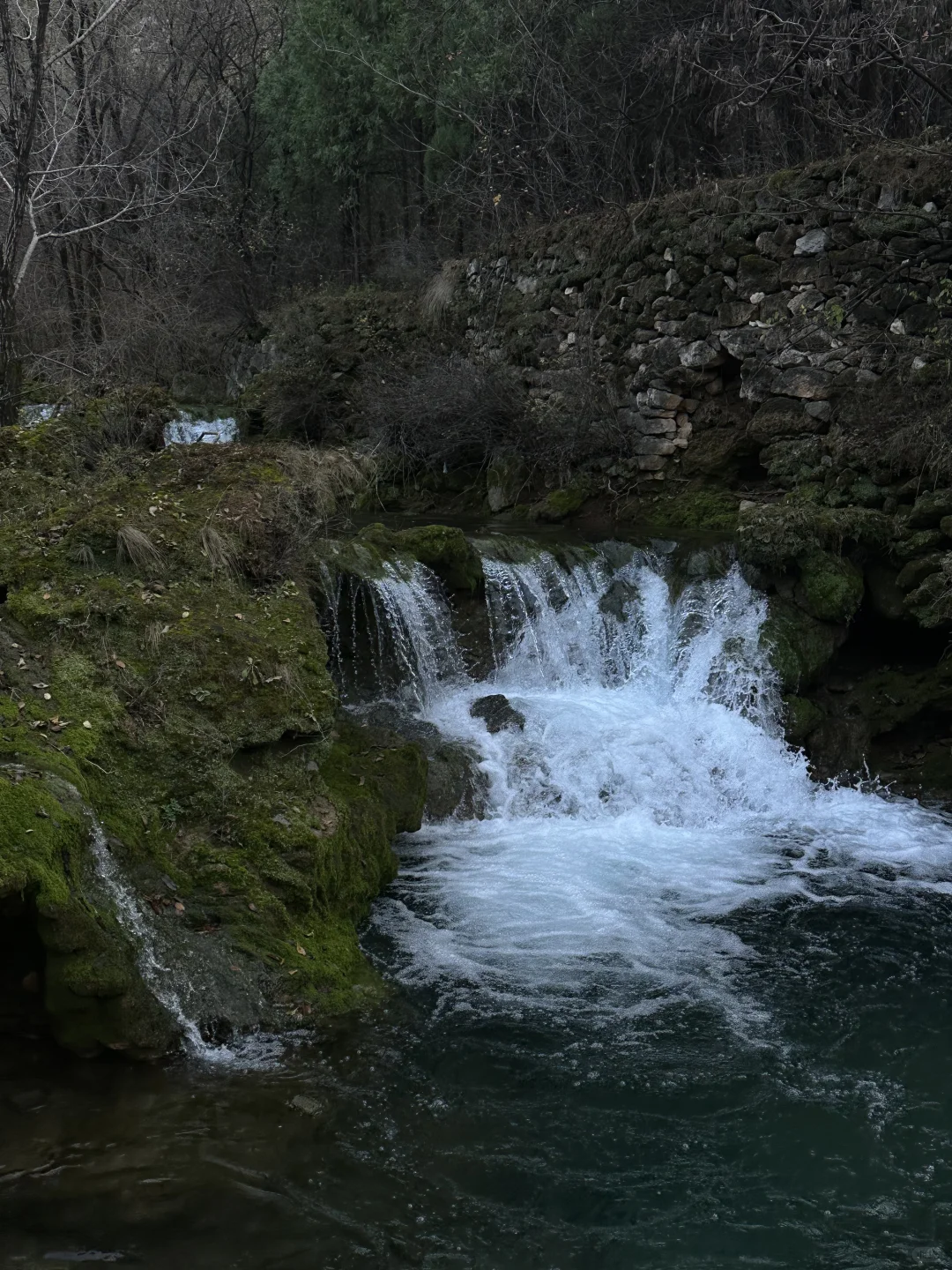 长治私藏秘境‼️停运景区里的天然瀑布小溪⛰️