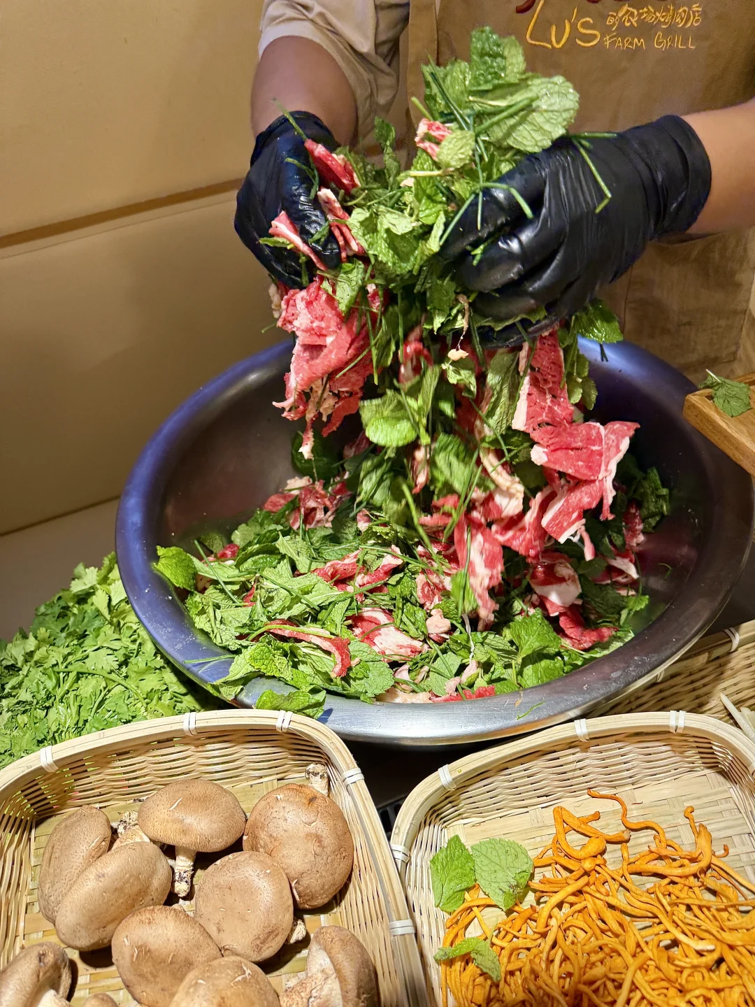 大同新店｜逃往农场里吃肉噜！！！