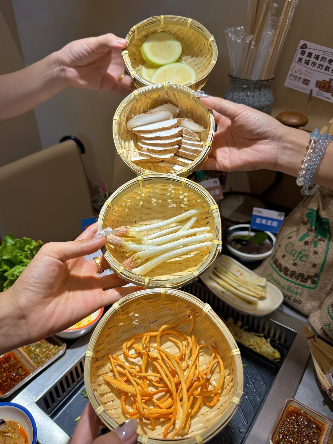 大同新店｜逃往农场里吃肉噜！！！