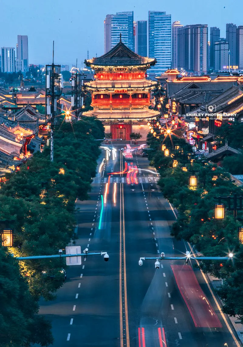 日落后的大同杀疯了❗️别浪费在古城的每一晚