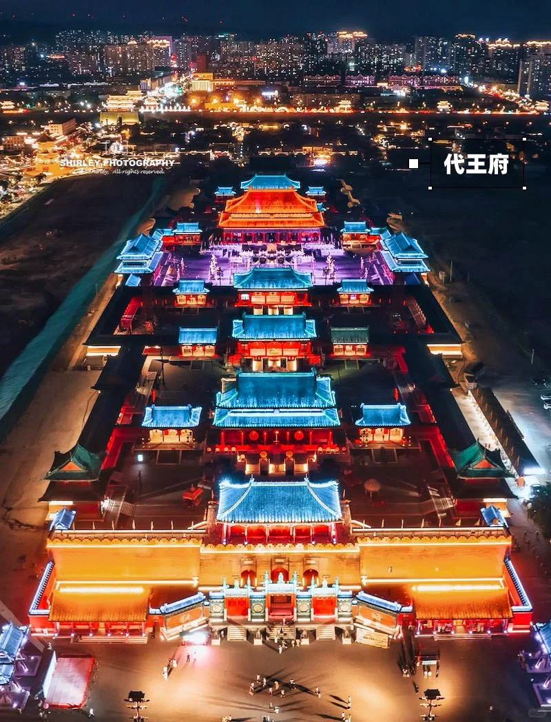 日落后的大同杀疯了❗️别浪费在古城的每一晚