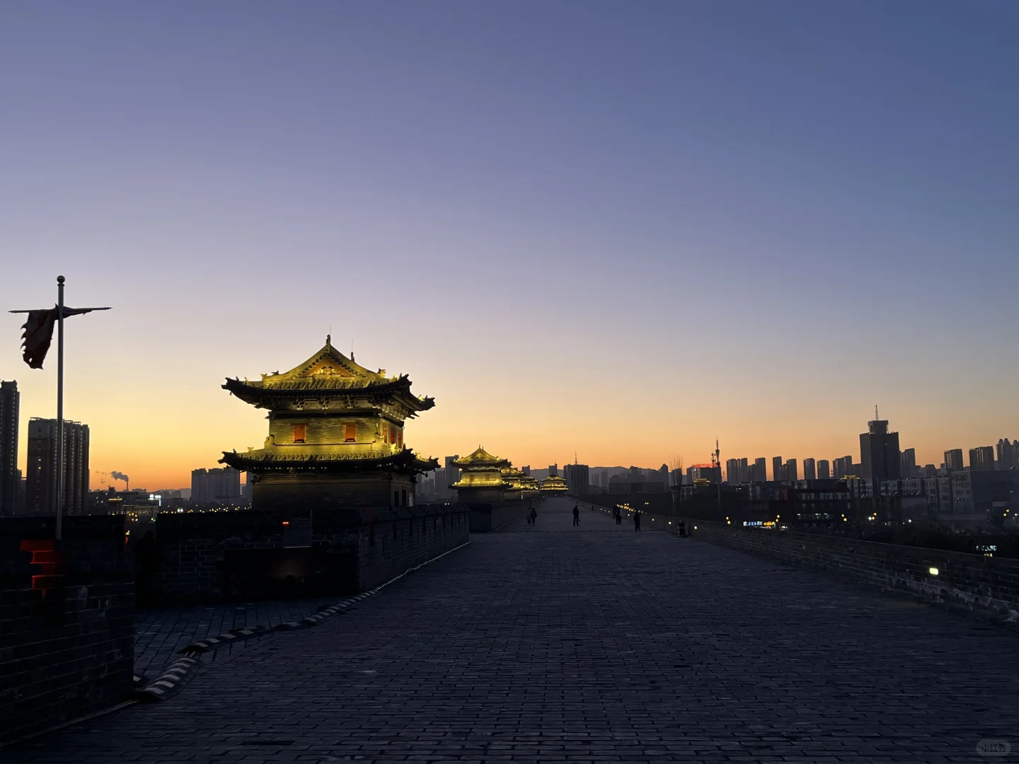 大同好冷！！！