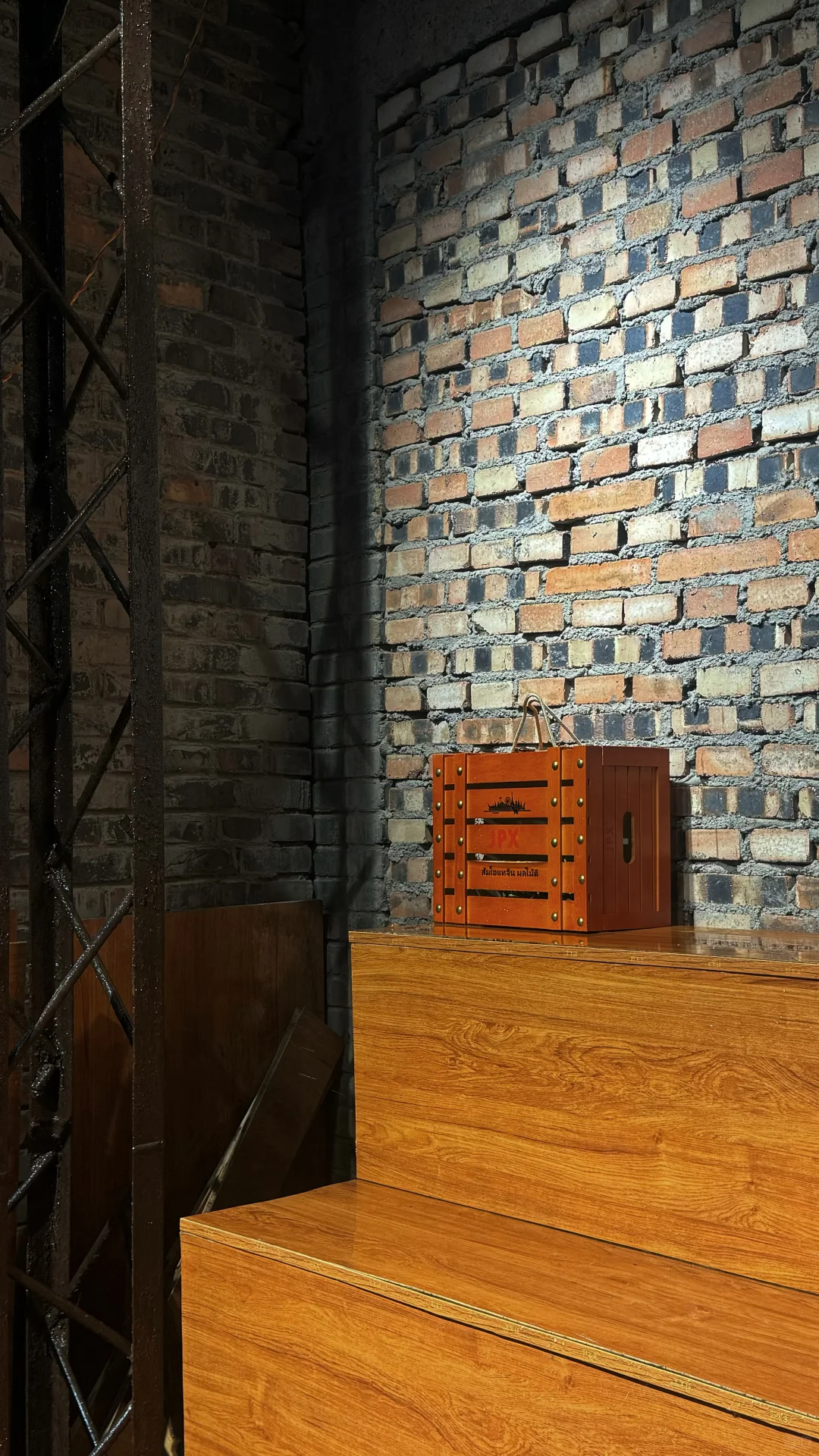 大同·工业风咖啡店