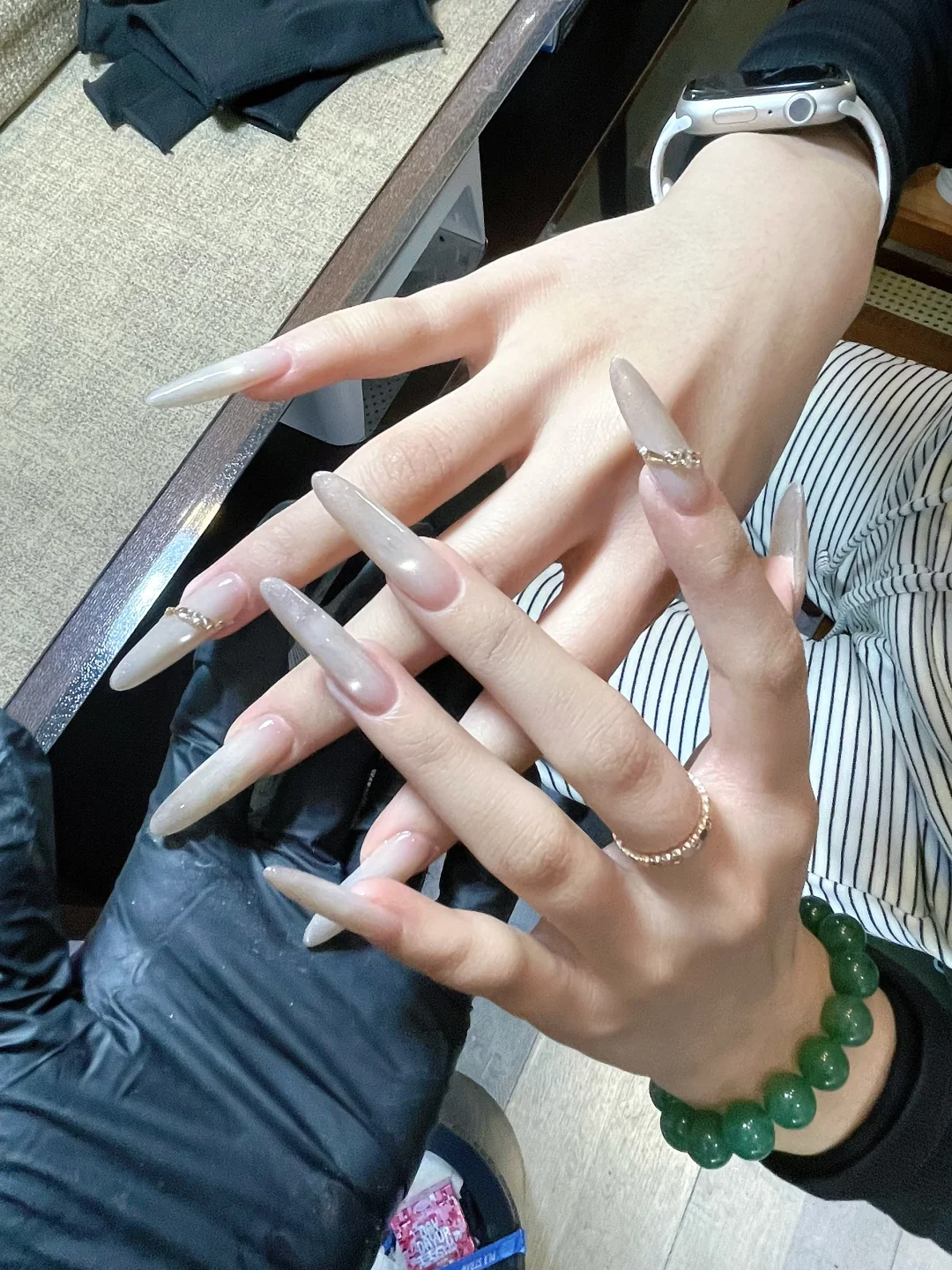 长治美甲！拍不出来那水润润的感觉，好米！