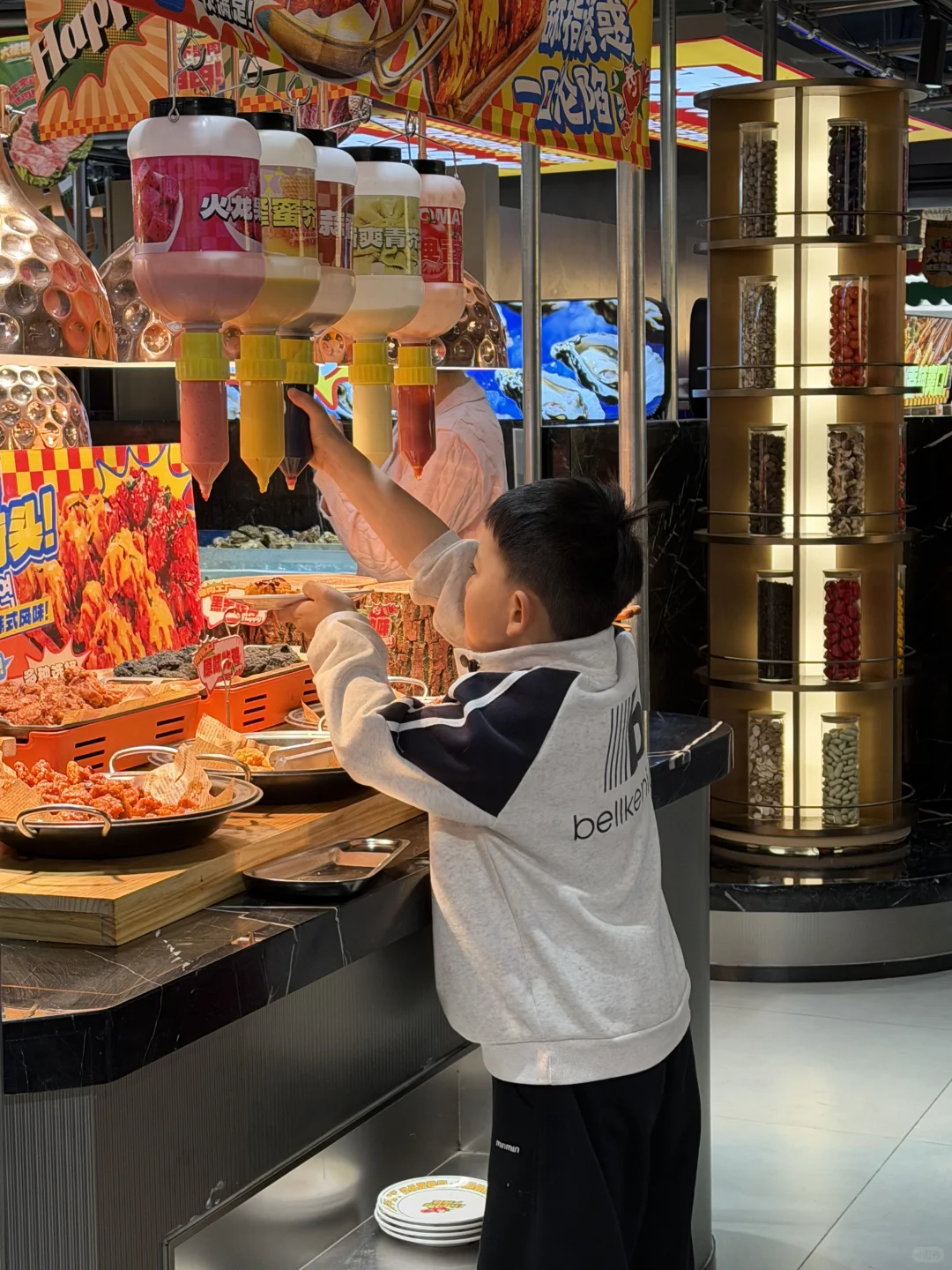 在太原终于找到了带娃吃自助的好去处！