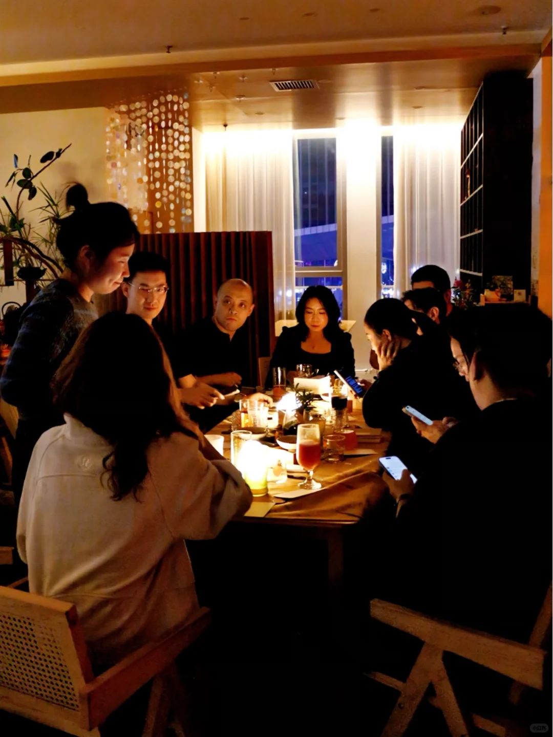 嘘🤫周五晚，我们要偷偷办场人类社交松弛课