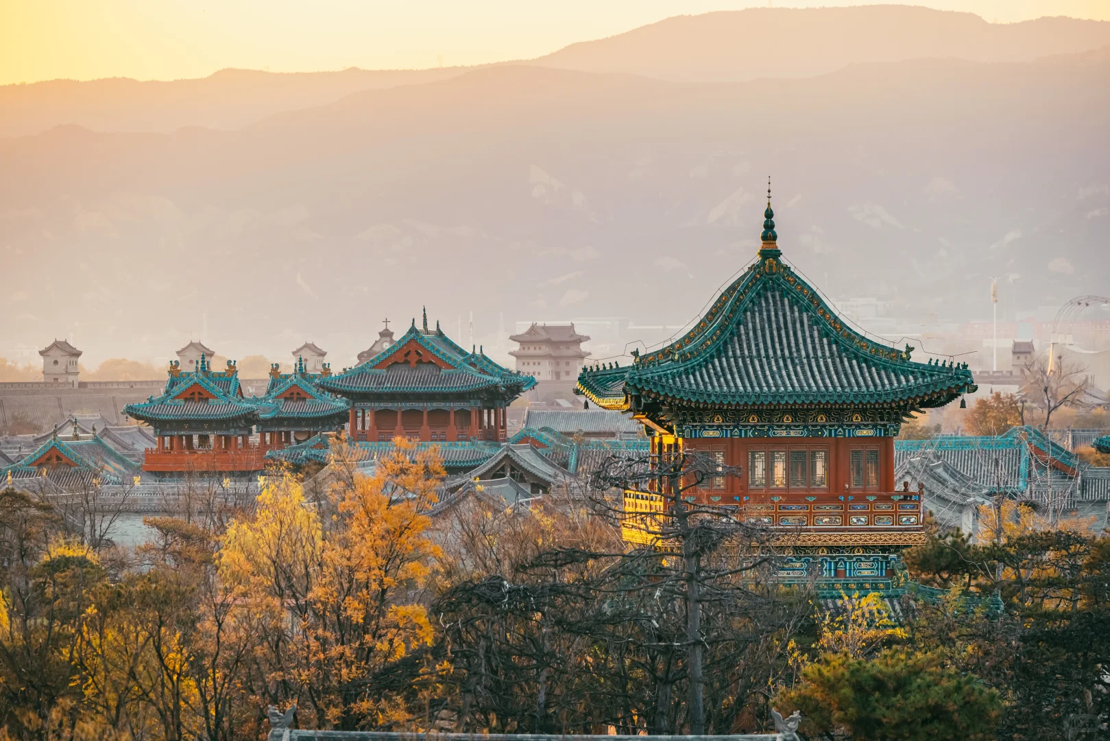 初冬的太原古县城