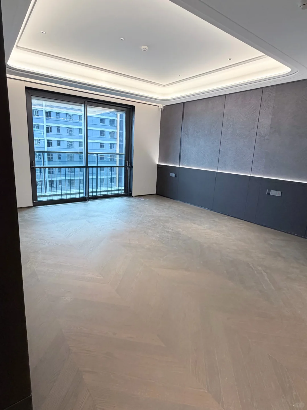 太原交房！大平层真的把汾河焊在窗外了