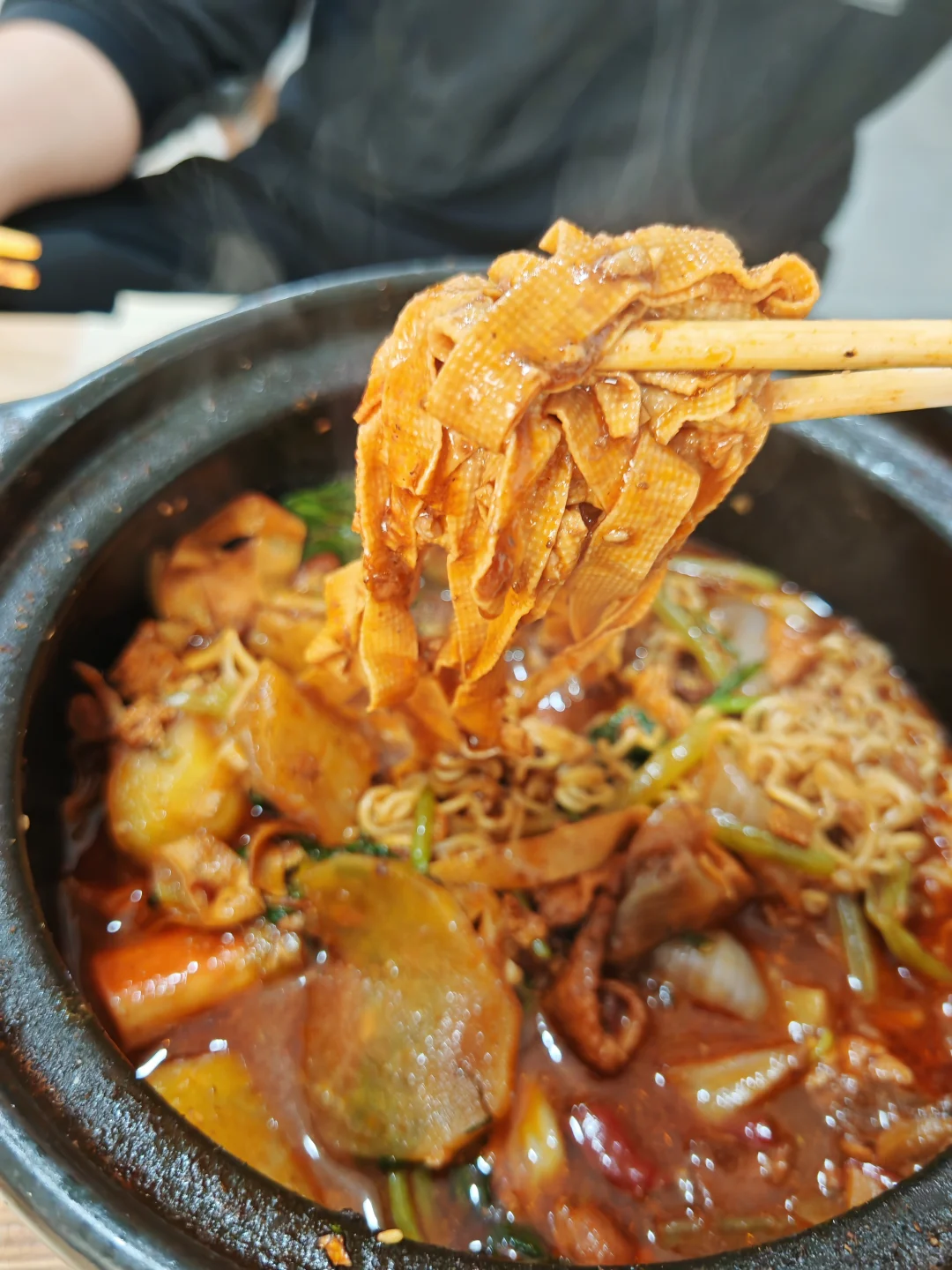 长治新营街这家鸡公煲🔥！我能连吃一周！