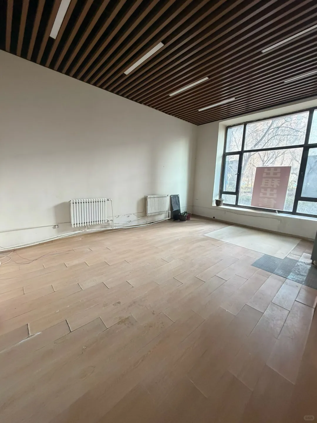 在太原茂业寻求一层高端会所带院老板看过来