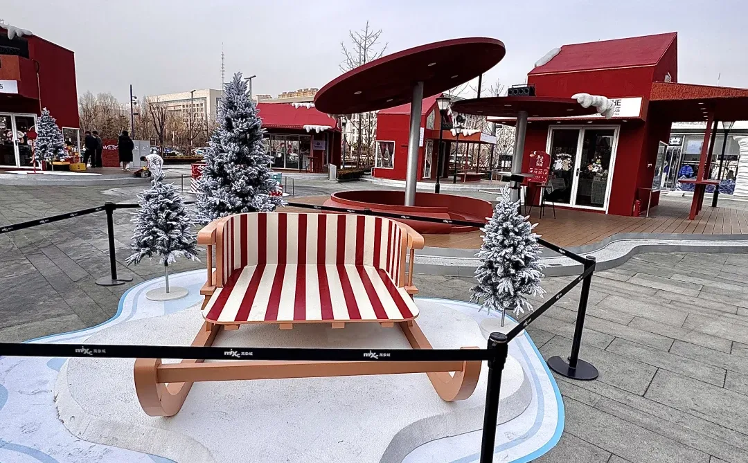 太原的圣诞氛围已经next level了🎄