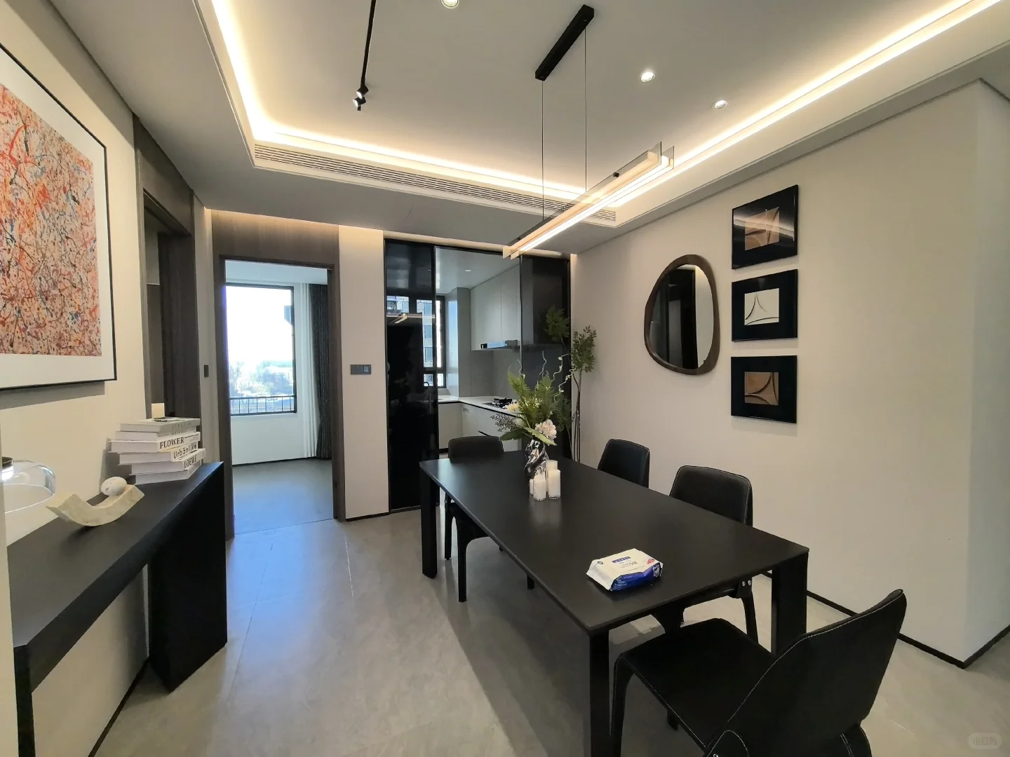 在太原万象城滨河润府租套现代轻奢的房子