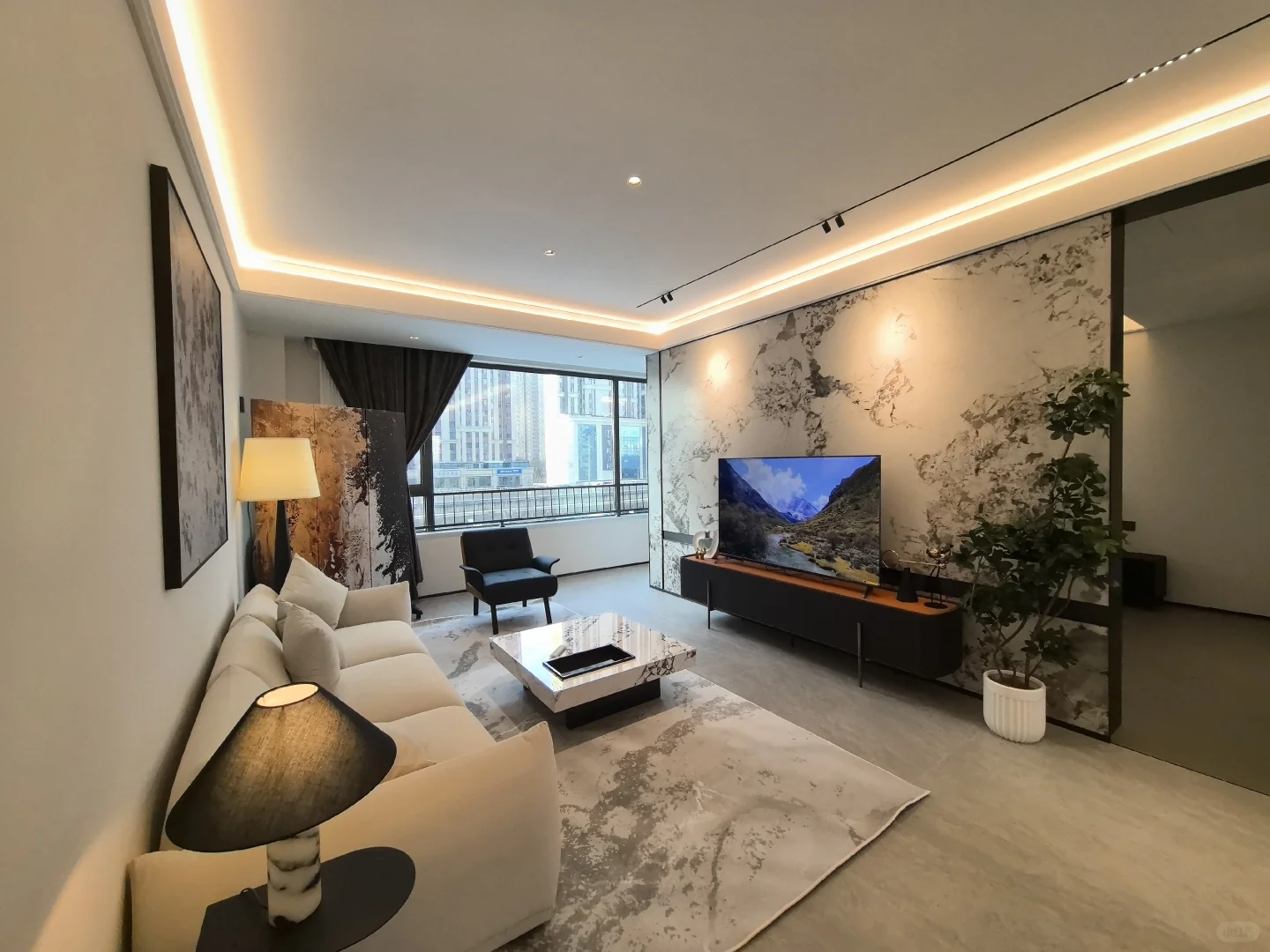 在太原万象城滨河润府租套现代轻奢的房子