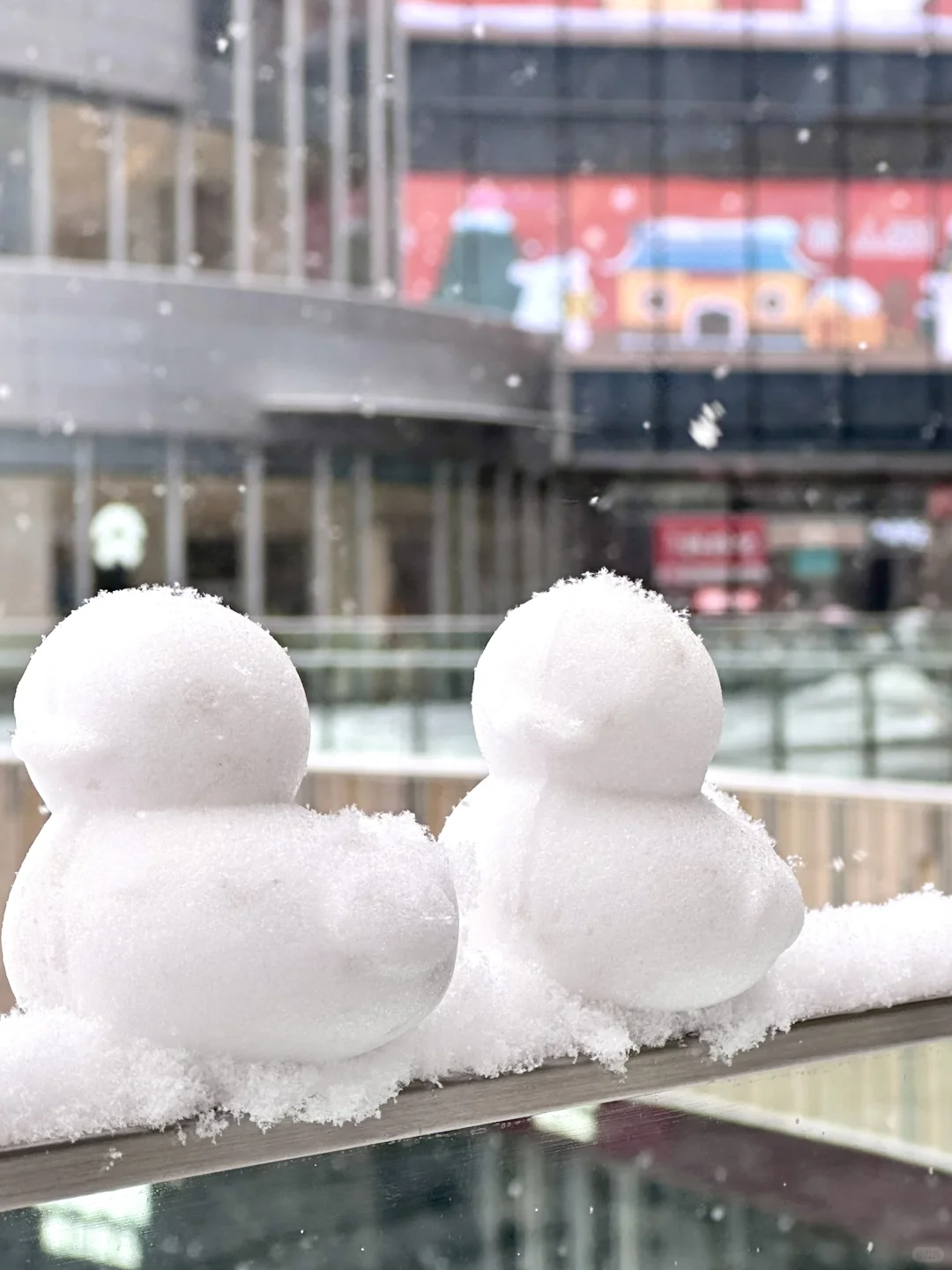 谁想夹小鸭子⁉️快来太原万象城玩雪呀❄️