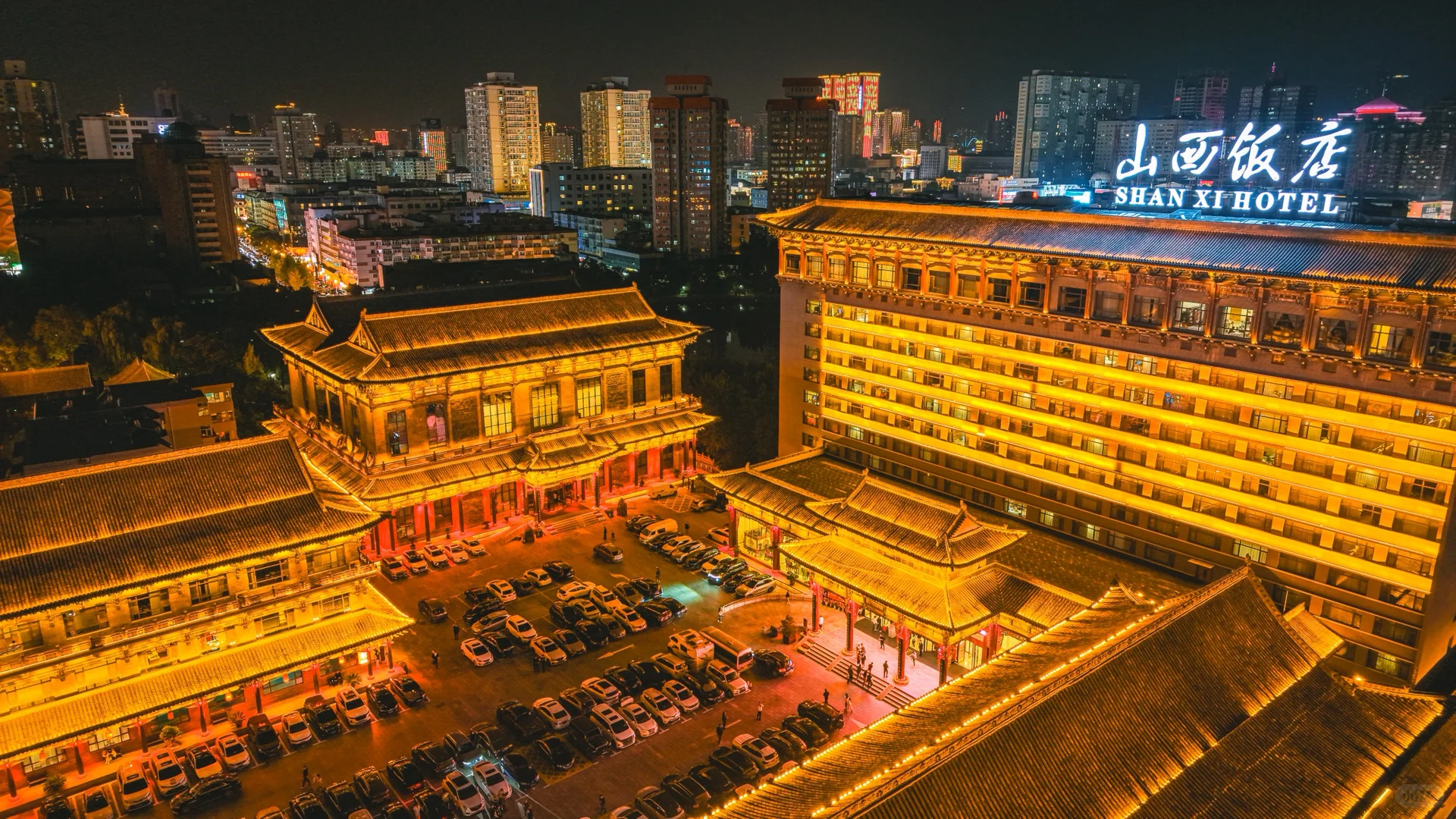 老祖宗严选审美🏮山西饭店夜景还是太权威了
