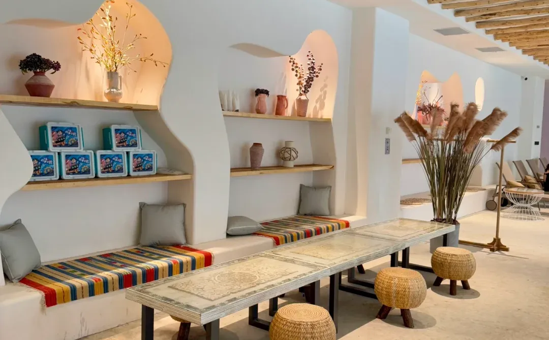 太原也有暴风雨温泉了⛈️谁能不爱这种氛围感