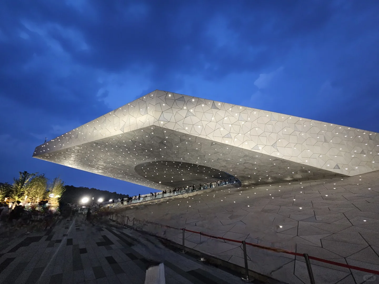 太原植物园网红电梯值得吗？实测