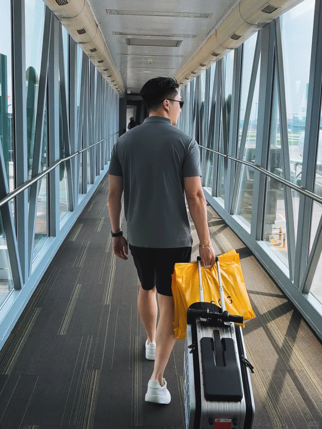 打卡太原，恭喜老兄弟喜提YU7🚘