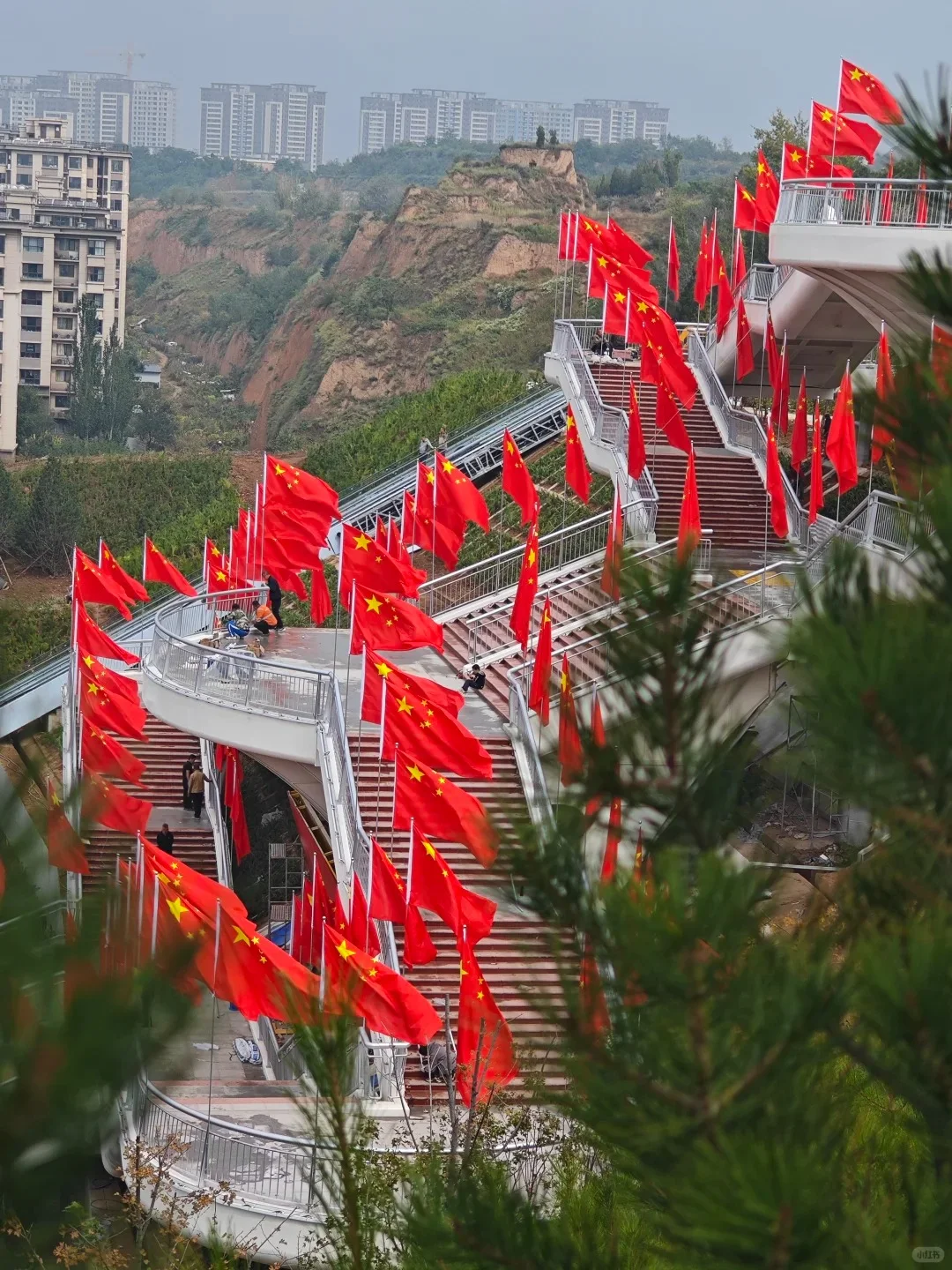 同志，磁场弱了就来这里！