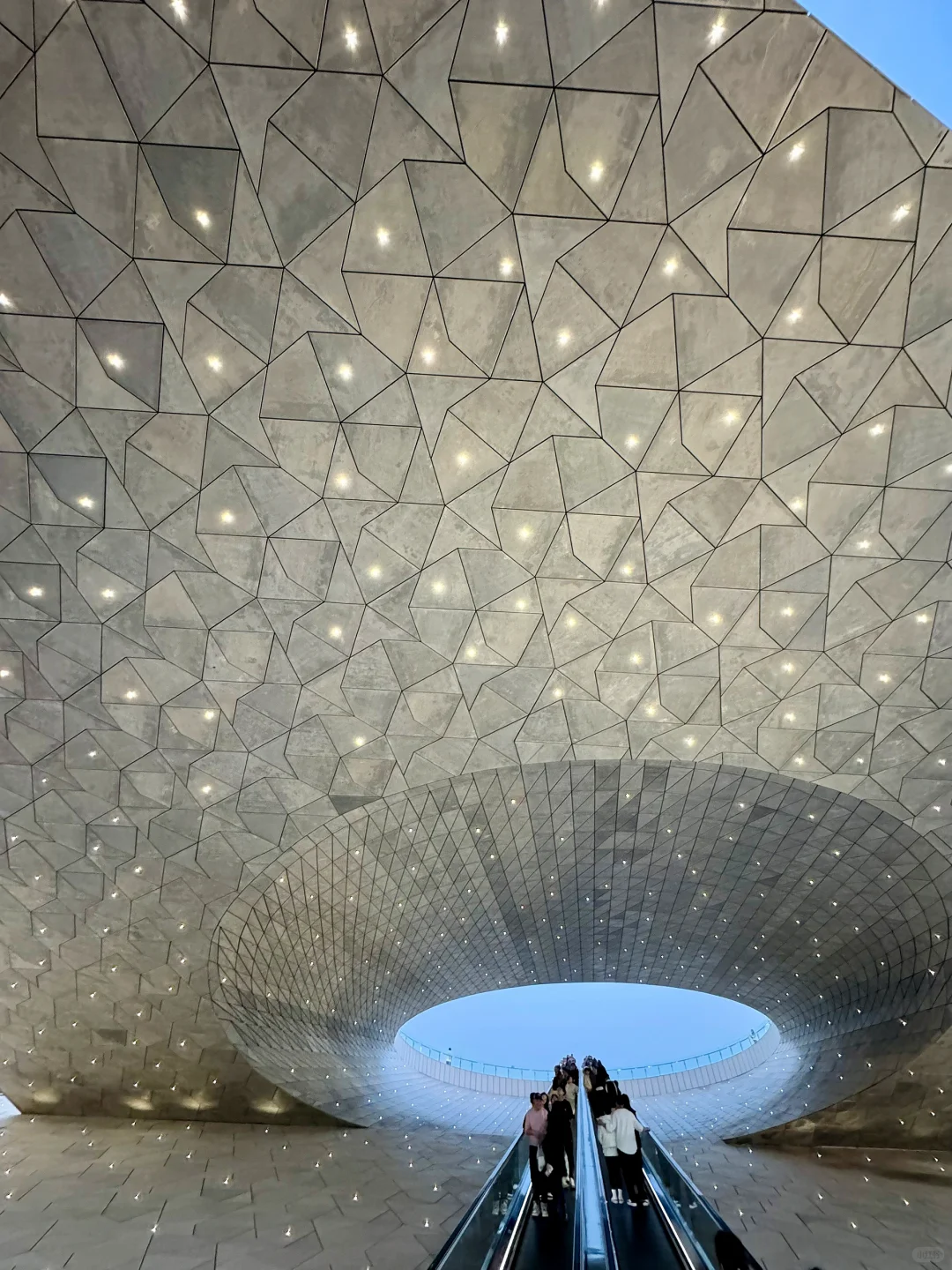 太原植物园，星空扶梯才是这里的主角