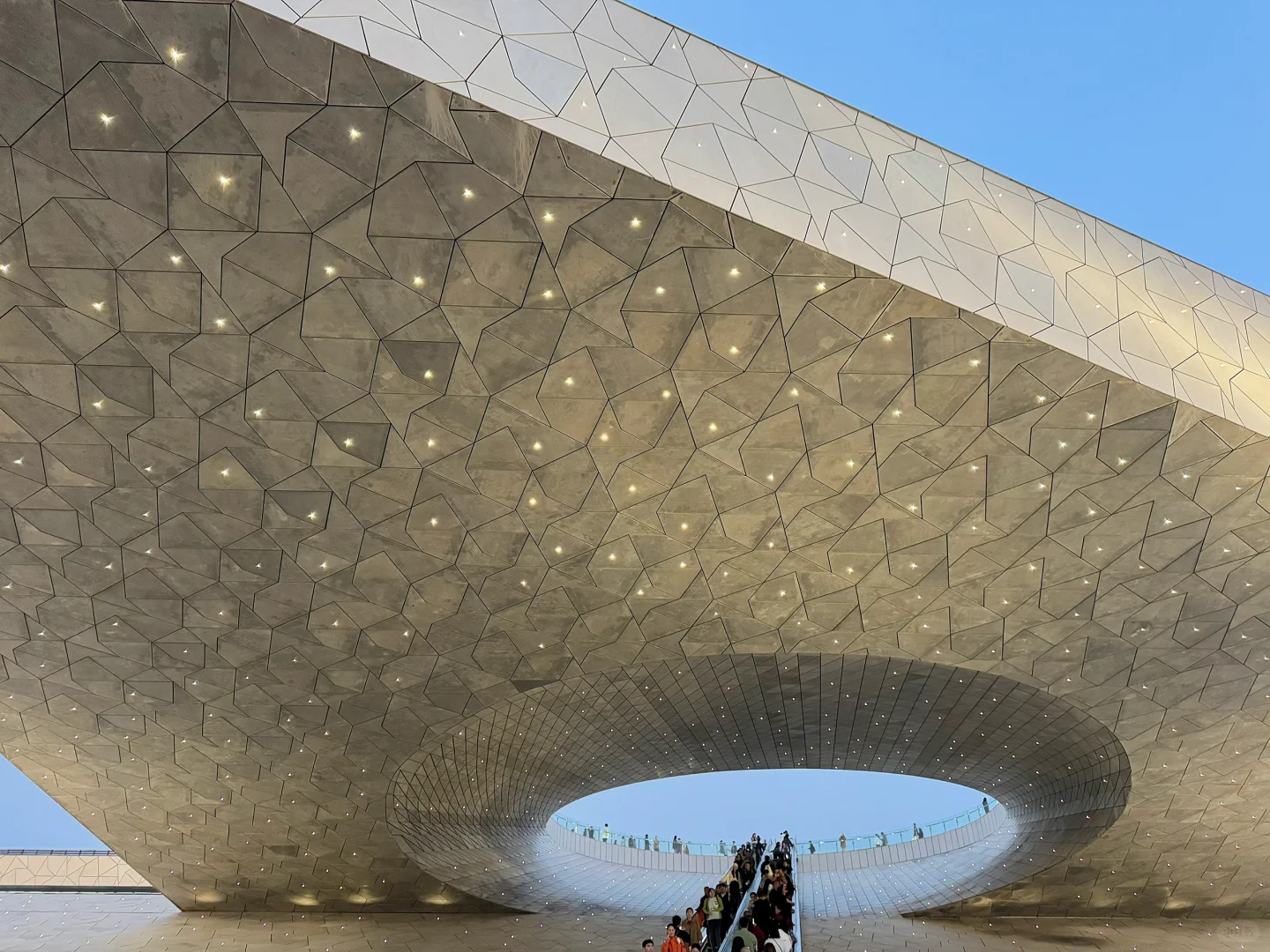 太原植物园，星空扶梯才是这里的主角