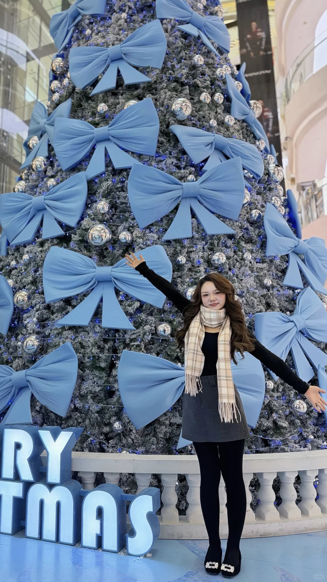 圣诞树这个机位拍照绝了！！！