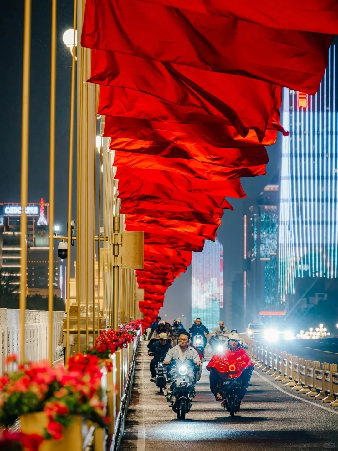 同志，磁场弱了就来这里！