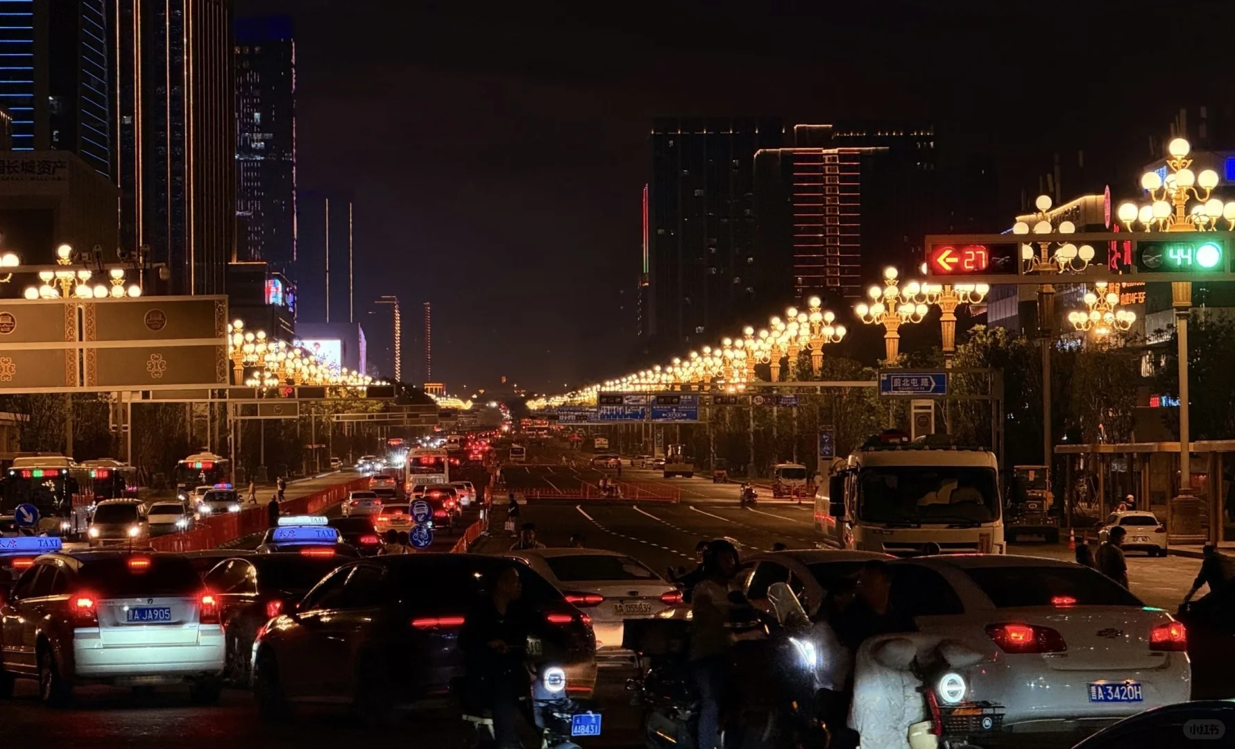 太原很低调夜景很好看的城市