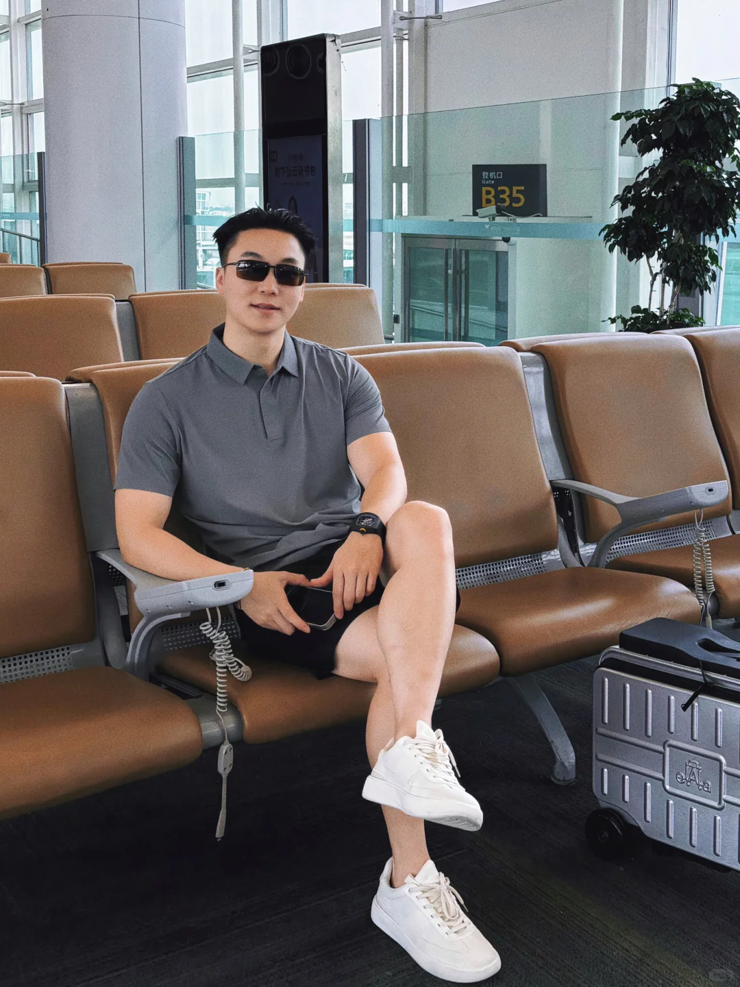 打卡太原，恭喜老兄弟喜提YU7🚘