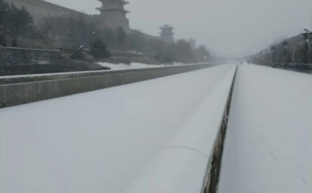12月12日，大同大雪