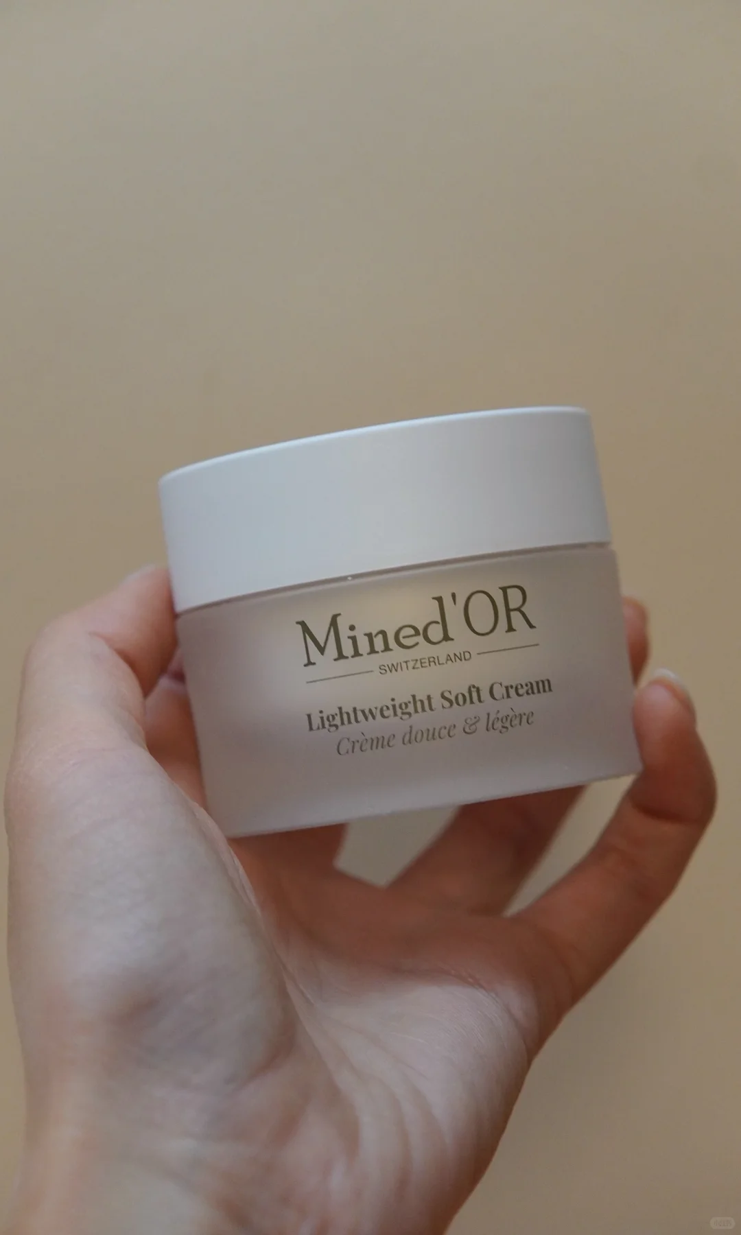 古都下雪那天，我的脸比心先稳住了