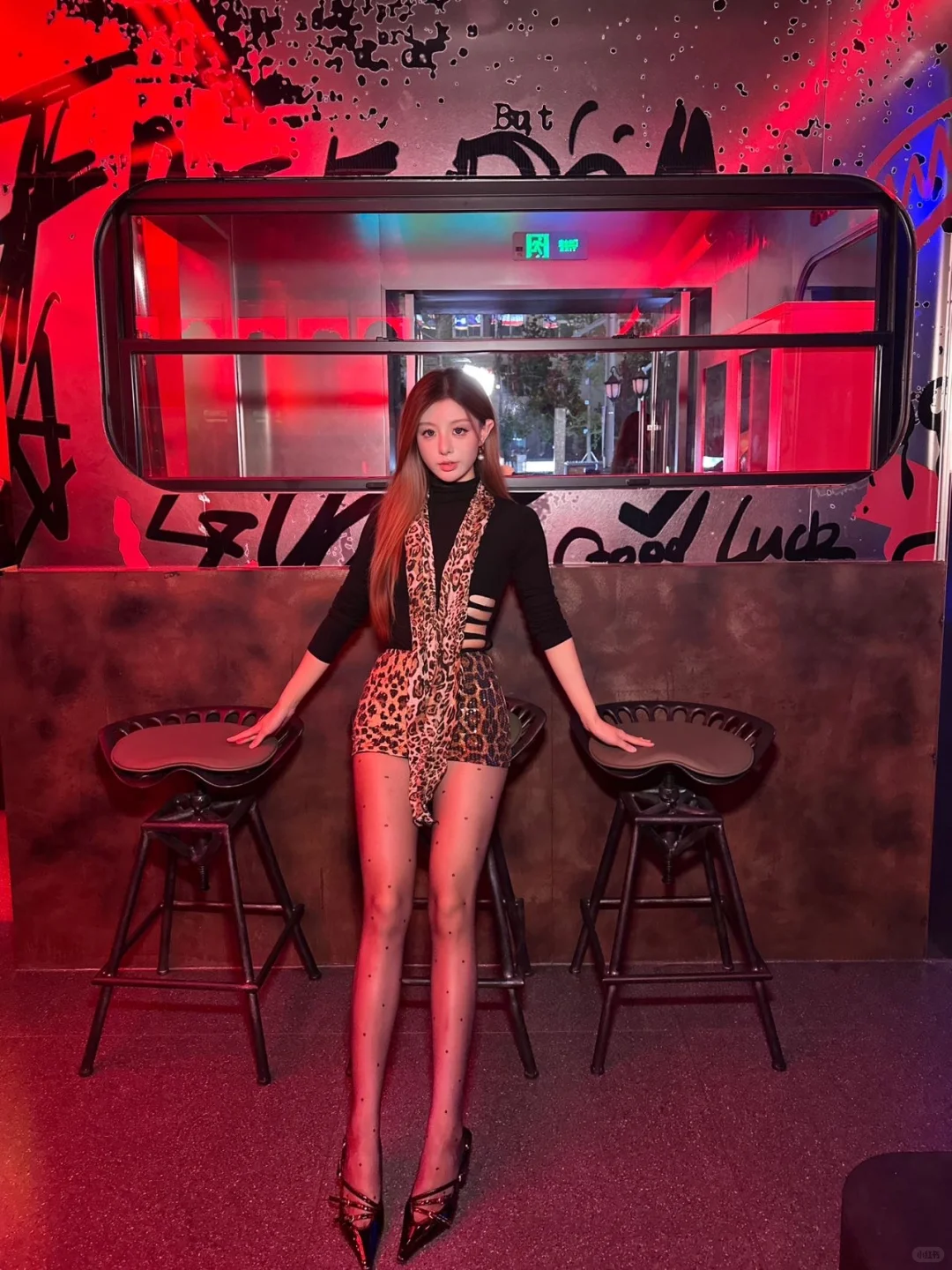 很内向喝不了也不说 一直喝