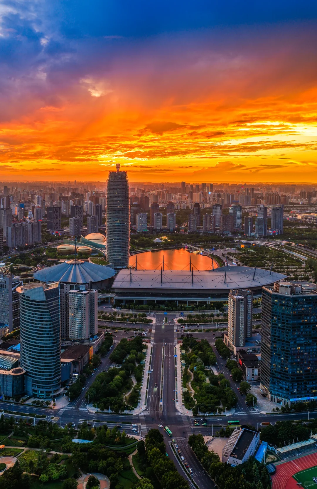 今天的郑州已封神！